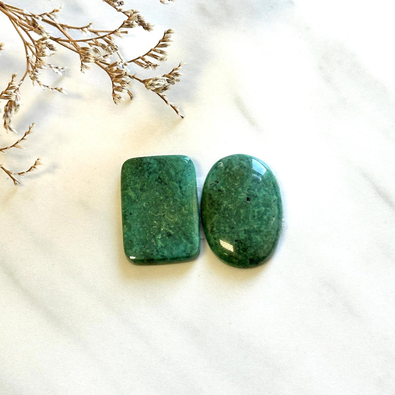 Medium Deep Green Mixed Yungai Turquoise, Set of 2 Background