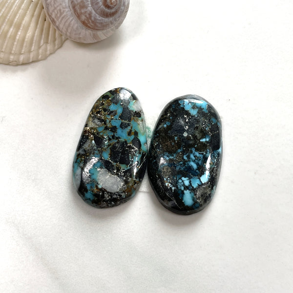 Medium Ocean Blue Freeform Blue Moon Turquoise, Set of 2 Background