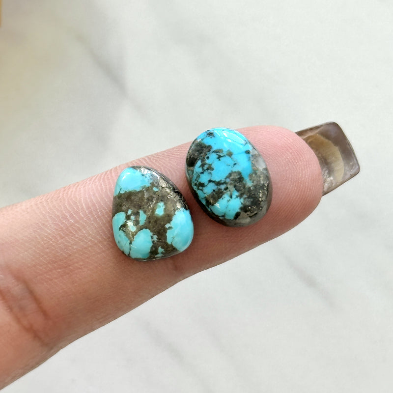 Small Sky Blue Mixed Bisbee Turquoise, Set of 2 Background