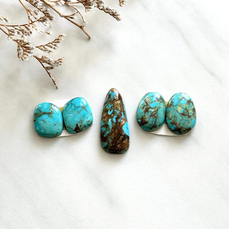 Small Sky Blue Mixed Number 8 Turquoise, Set of 5 Background