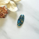 Large Ocean Blue Oval Ithaca Peak Turquoise Background