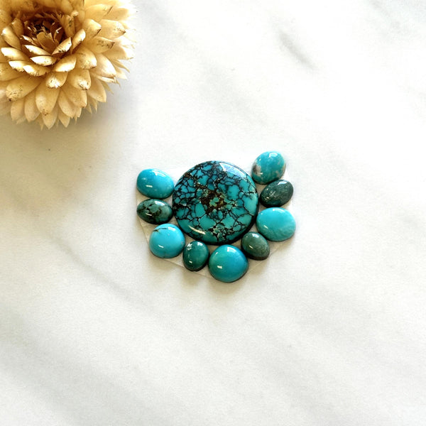 Small Sky Blue Mixed Yungai Turquoise, Set of 10 Background