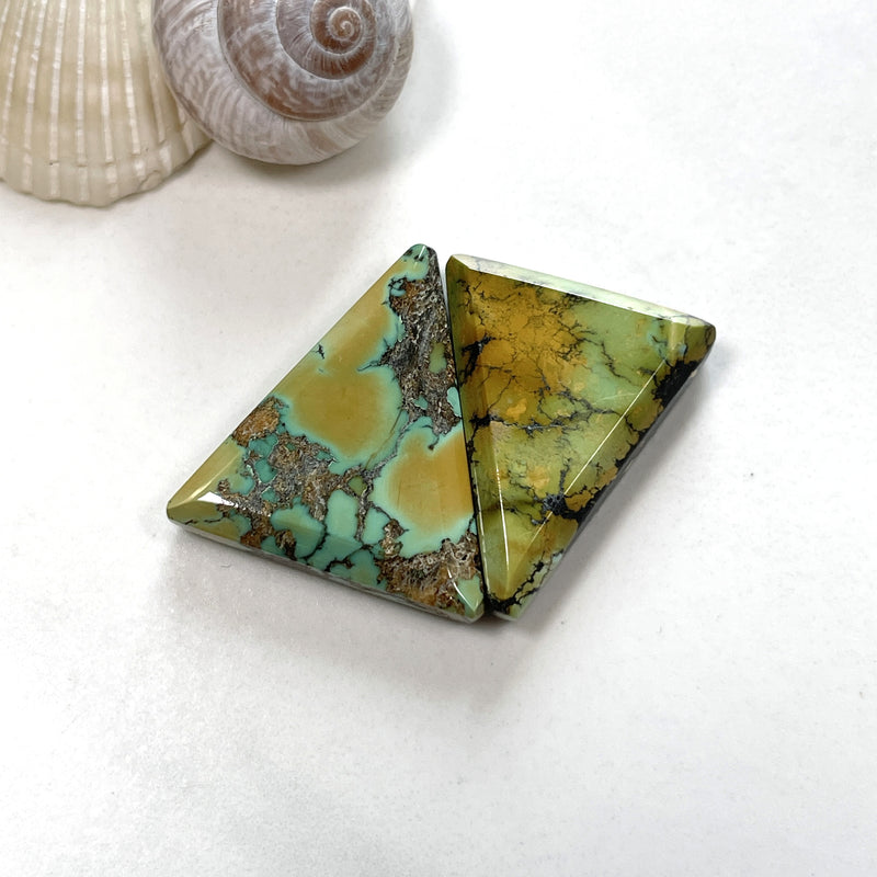 Medium Mint Green Triangle Treasure Mountain Turquoise, Set of 2 Background