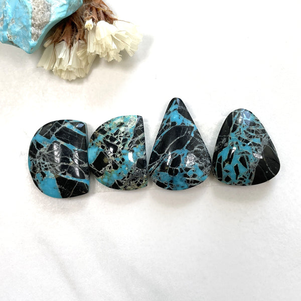 Medium Ocean Blue Mixed Yungai Turquoise, Set of 4 Background