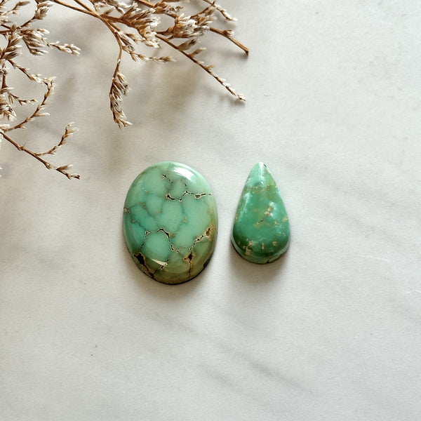 Medium Mint Green Mixed Namtso Lake Turquoise, Set of 2 Background
