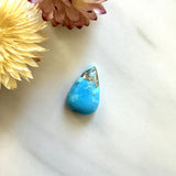 Large Sky Blue Teardrop Ithaca Peak Turquoise Background