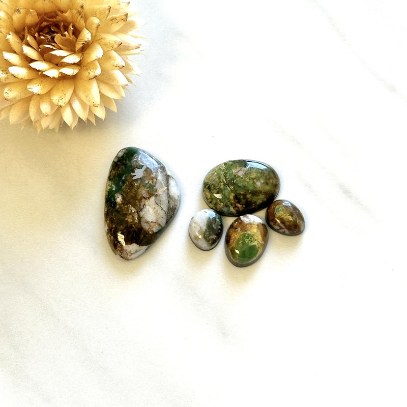 Medium Earth Brown Mixed Broken Arrow Variscite, Set of 4 Background