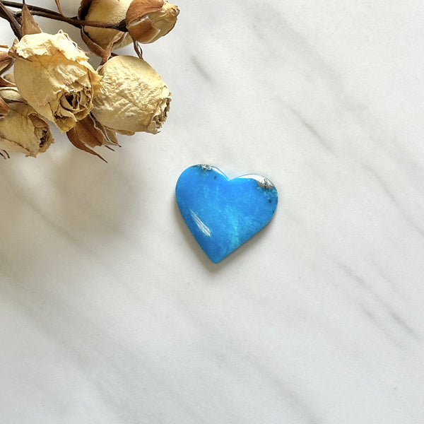 Large Sky Blue Heart Ithaca Peak Turquoise Background
