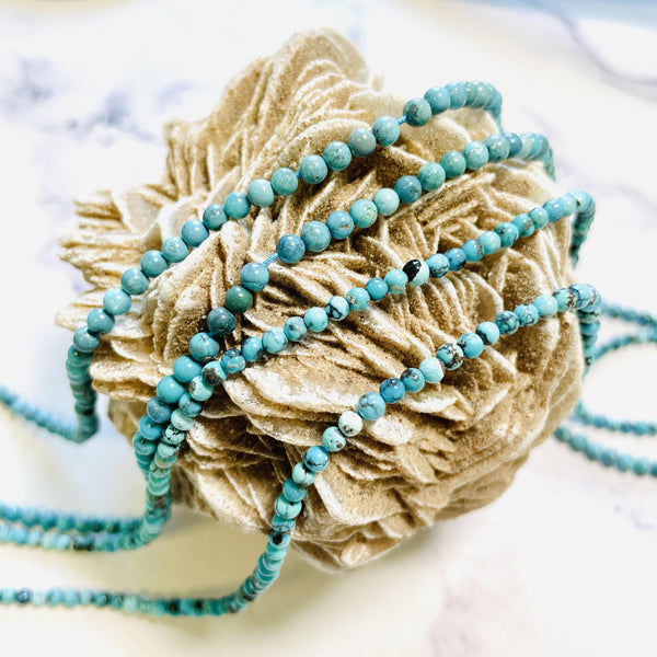 Yungai Turquoise Round Beads