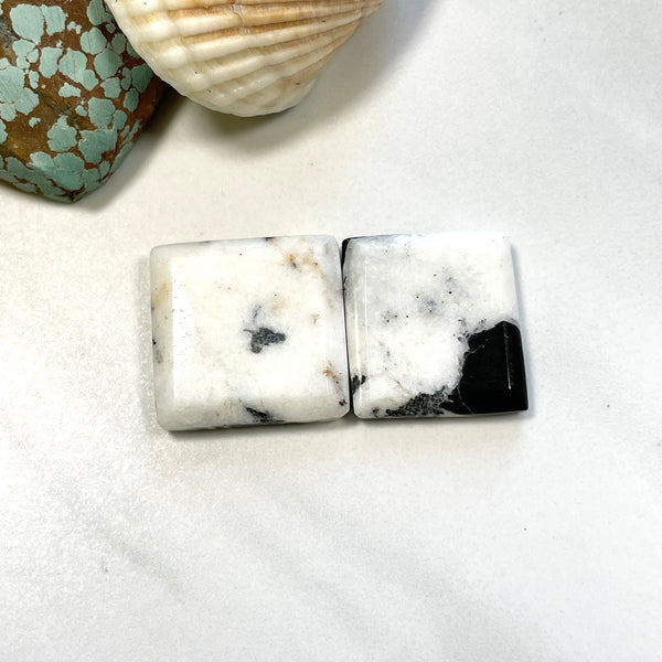 Medium White Square White Buffalo Dolomite, Set of 2 Background