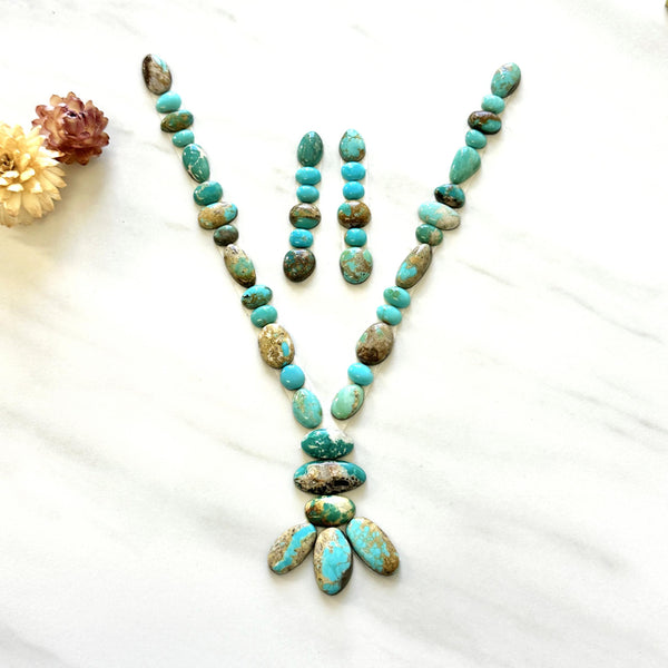 Small Mixed Mixed Royston Turquoise, Set of 46 Background