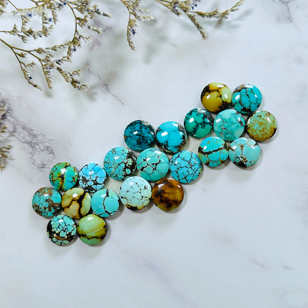 Small Mixed Round Mixed Turquoise, Set of 21 Background