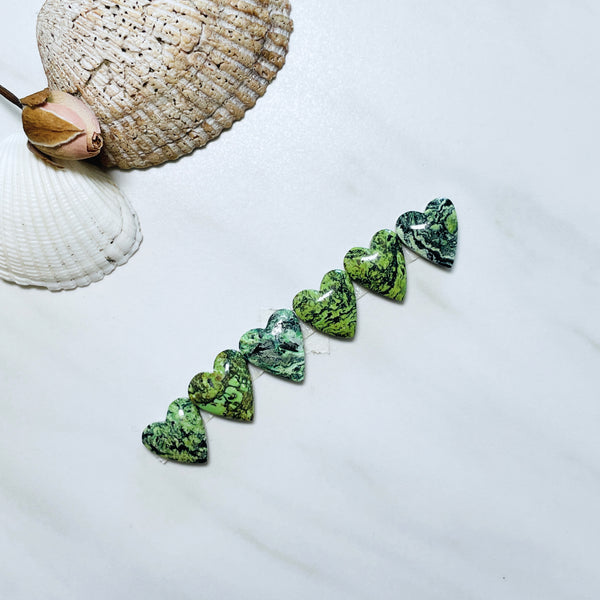 Medium Sea Green Heart Yungai Turquoise, Set of 6 Background