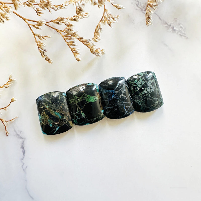 Small Black Barrel Yungai Turquoise, Set of 4 Background