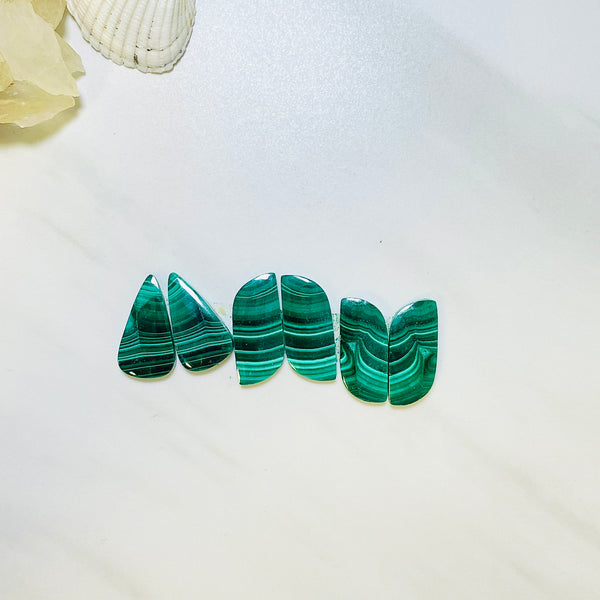 Large Deep Green Mixed Malachite Copper Mineral, Set of 6 Background