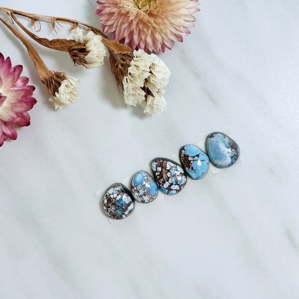 Small Sky Blue Mixed Golden Hills Turquoise, Set of 5 Background