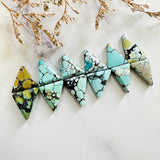 Small Mixed Triangle Mixed Turquoise, Set of 12 Background