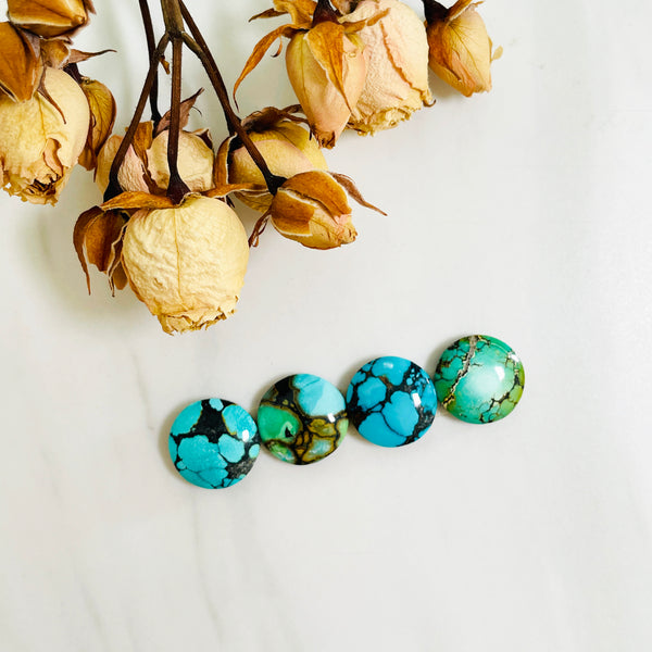Large Mixed Round Mixed Turquoise, Set of 4 Background