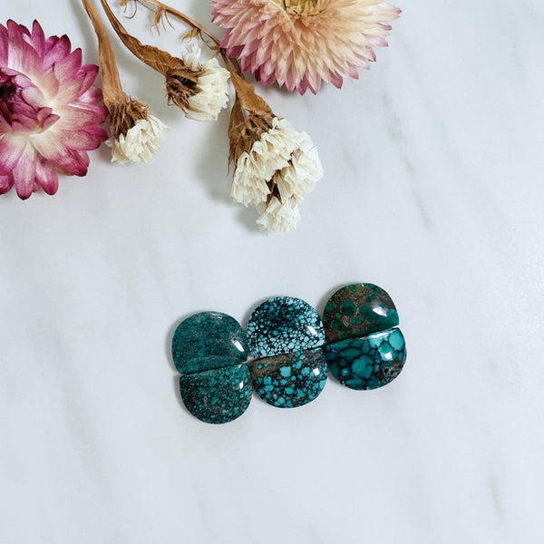 Medium Deep Blue Half Moon Yungai Turquoise, Set of 6 Background