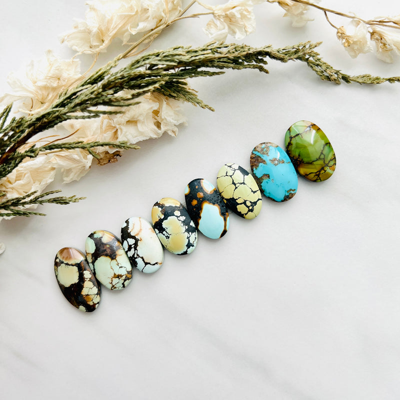 Medium Mixed Oval Mixed Turquoise, Set of 8 Background