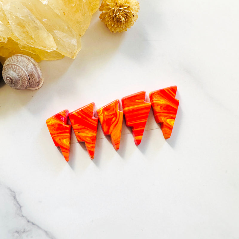 Medium  Red Lightning Bolt  Rosarita, Set of 5 Background
