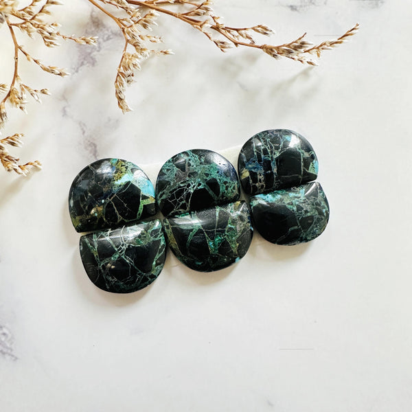 Medium Black Half Moon Yungai Turquoise, Set of 6 Background