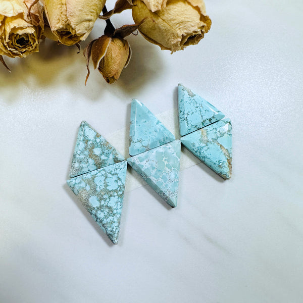 Large Faint Blue Triangle Sand Hill Turquoise, Set of 6 Background