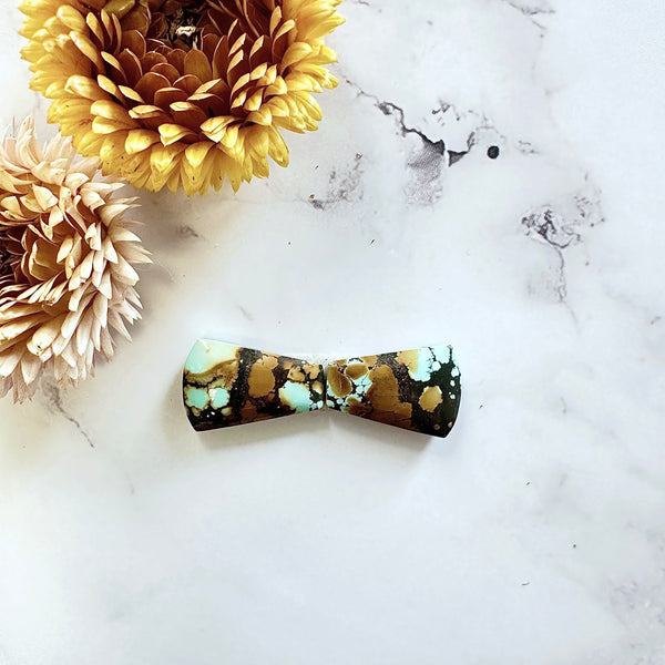 Medium Royal Orange Petal Giraffe Turquoise, Set of 2 Background